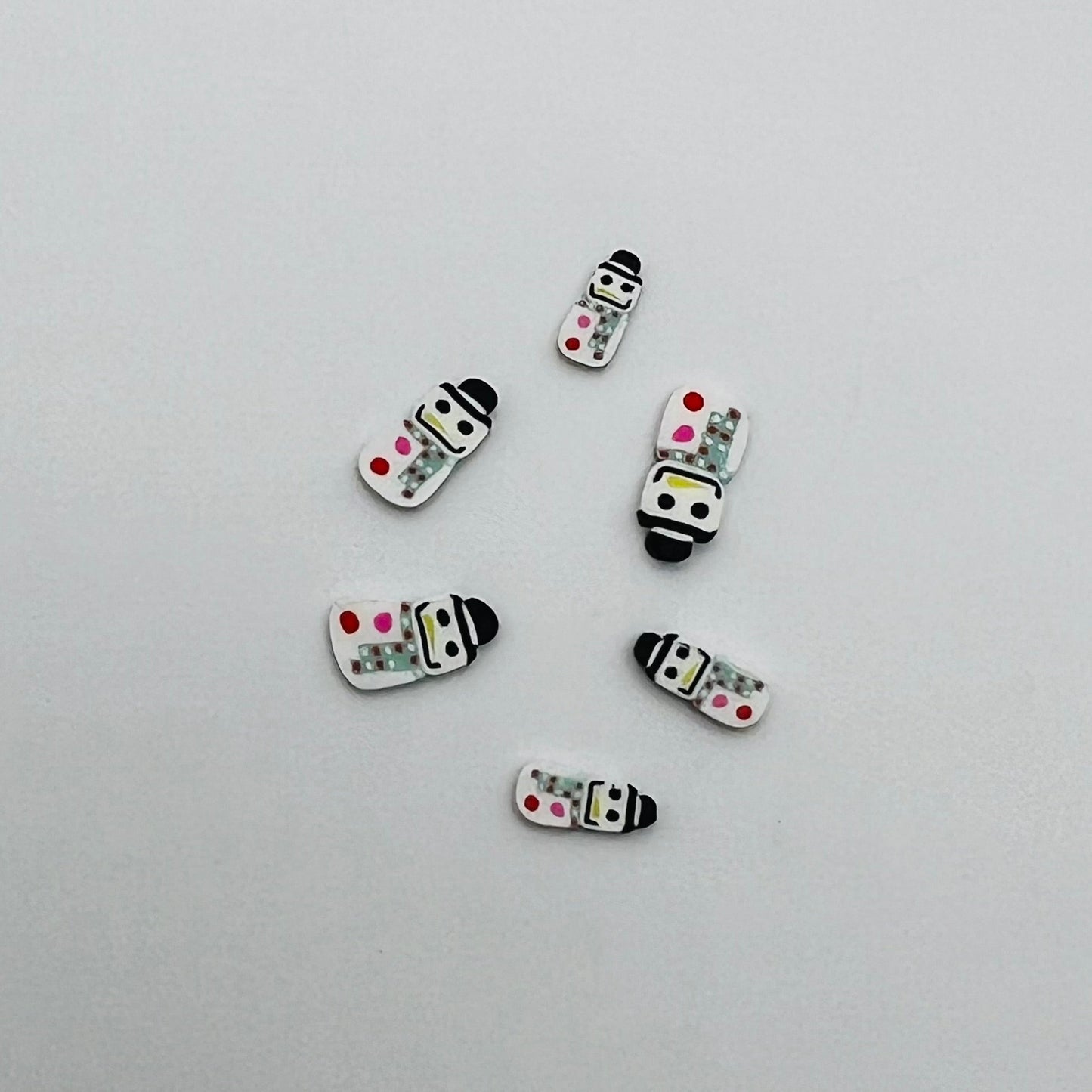 Candy - Shaped Like a Snowman - 6 Pieces - Polymer Clay - 1/12 Scale Dollhouse Miniature