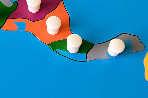 Costa Rica - Puzzle Piece of North America (Plastic Knob)
