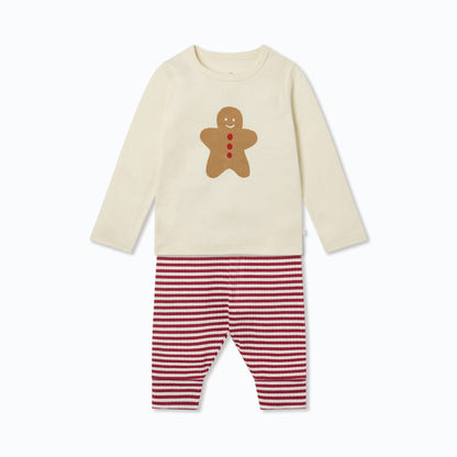 Gingerbread T-Shirt & Ribbed Leggings Outfit