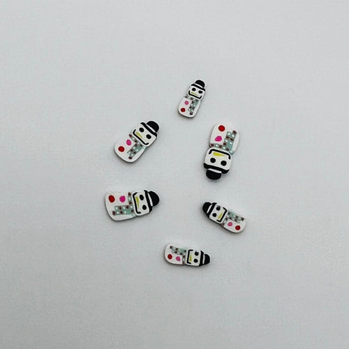 Candy - Shaped Like a Snowman - 6 Pieces - Polymer Clay - 1/12 Scale Dollhouse Miniature
