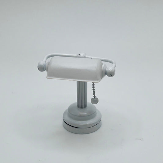 Banker White Lamp - LED -1/12 Scale