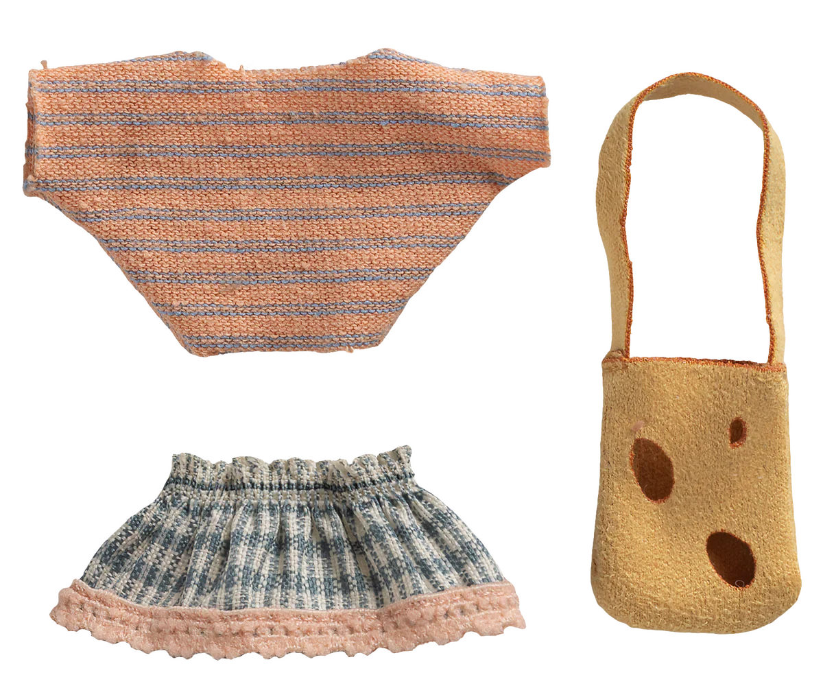 Clothes and Cheese Bag - for Little Sister Mouse  - Maileg